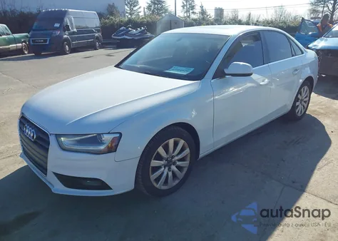 2013 Audi A4 2.0T Premium z USA, uszkodzony, nr VIN WAUBFAFL0DN032015